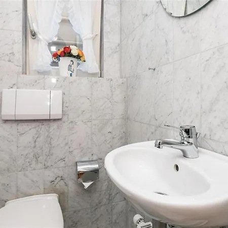 Apartmán Haus-rosenkamp-eg-ug-wohnung-1 *